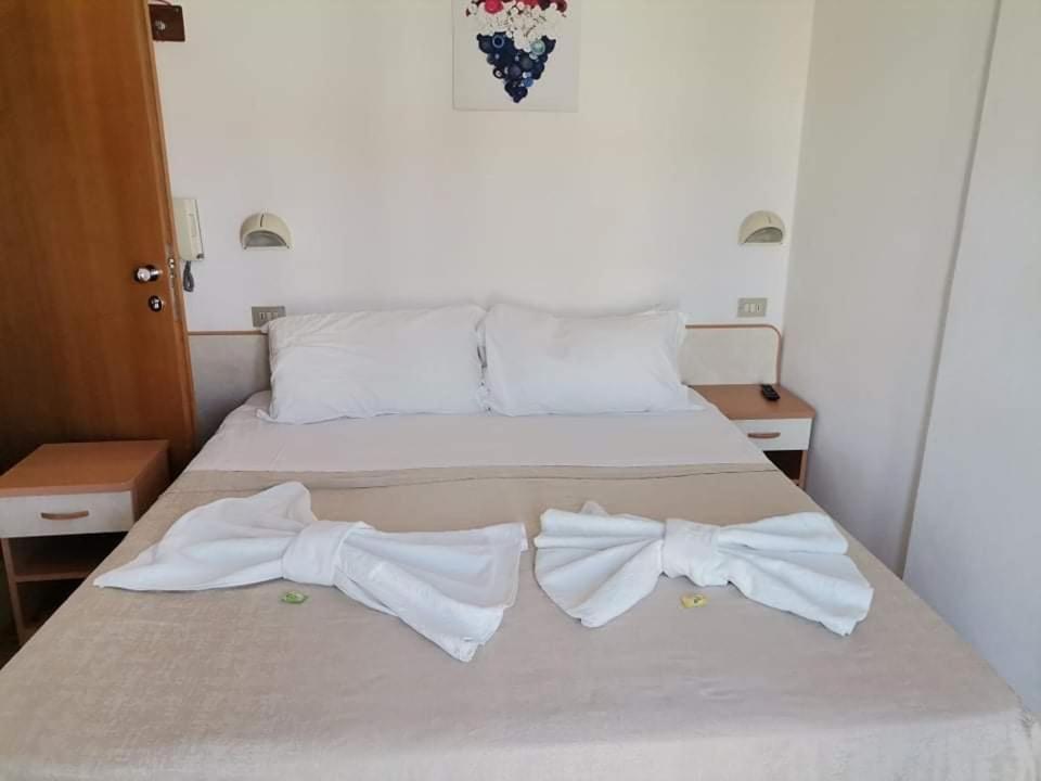Hotel Alex Ρίμινι Εξωτερικό φωτογραφία